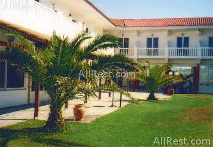 Chryssana Beach Hotel 10